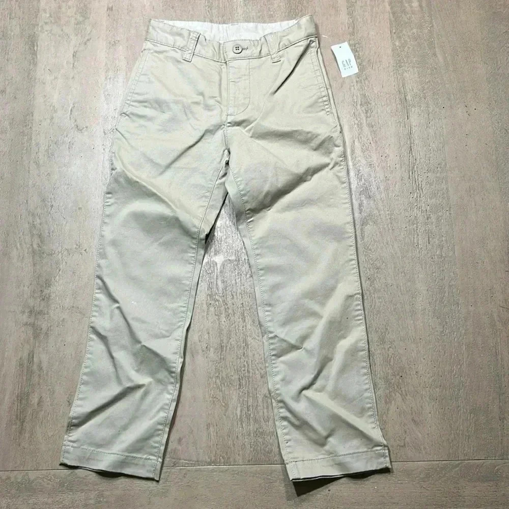 Gap flat front khaki pants size 7, NWT